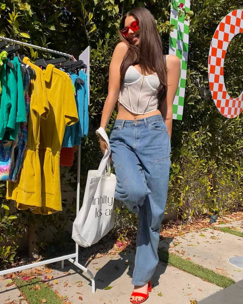 Kira Kosarin Feet